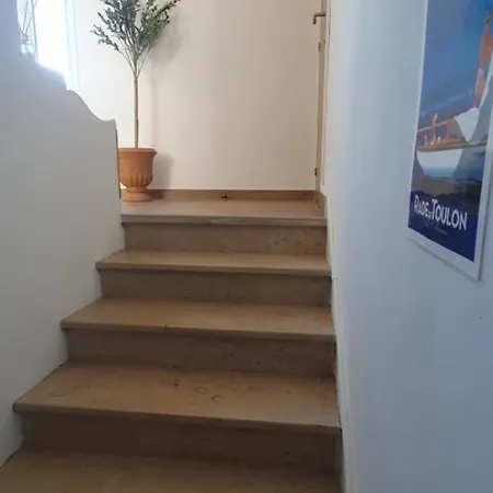 Stunning Sea View, Steps From Station And Port - Vue Imprenable Sur La Mer, A Quelques Pas De La Gare Et Du Port 公寓 *